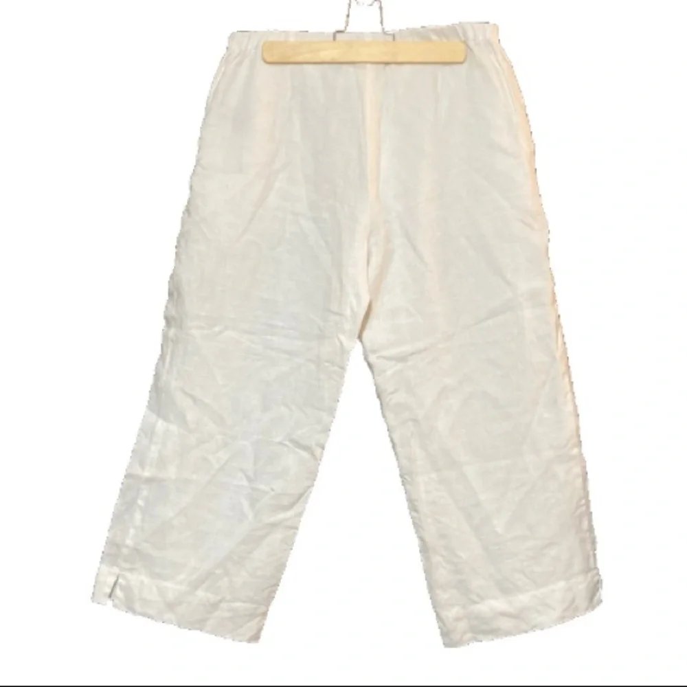Liz Claiborne 100% white linen capri pants - Picture 2 of 4